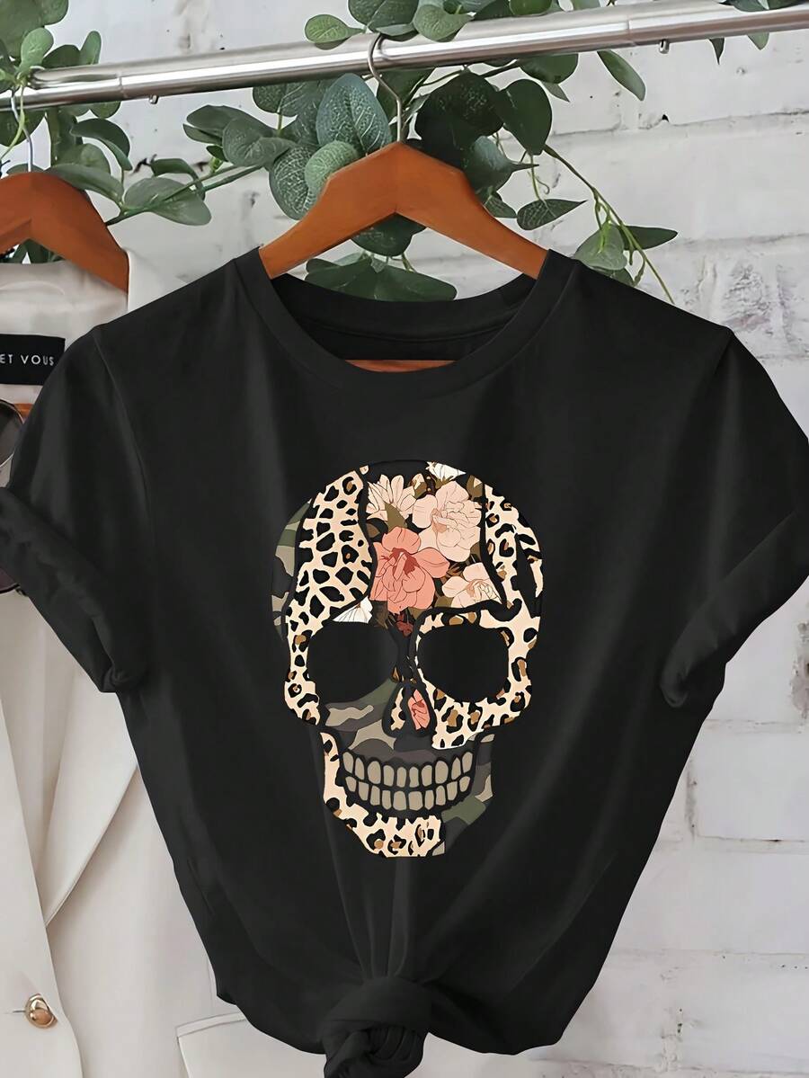Camiseta de mujer con estampado de calaveras góticas de vanguardia - anga corta, cuello redondo, top casual de verano con diseño de esqueleto, lavable a máquina, adecuada para uso diario y fiestas temáticas - En stock, no disponible en otras plataformas. Traje de fiesta elegante,T-shirt para damas elegantes,Blusas adecuadas para mujeres con curvas,Faldas de graduación,Ropa casualEstampado de animales adorables ,Estampado de letras divertidas