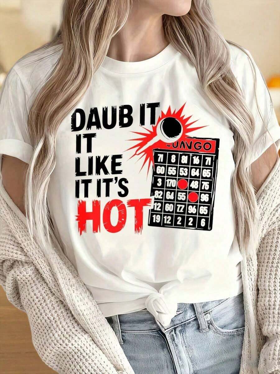 Camisetas para Mujeres y Hombres con Cuello Redondo y Mangas Cortas, Camiseta con Estampado Divertido "Daub It Like Its Hot Bingo Game", Regalo Divertido para Amantes del Bingo, Ropa Casual para Hombres y Mujeres, Estampados Divertidos Ideales para Fiestas de Navidad, Actividades Deportivas, Fiestas de Vacaciones, Salidas, Deportes y Otros Regalos Festivos. - Blanco - Ver 1