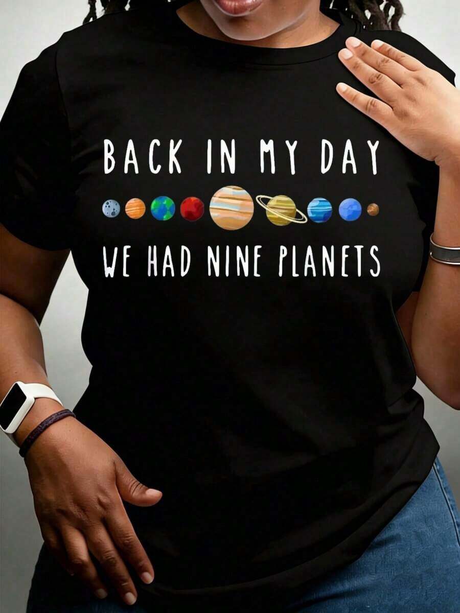 En mis días teníamos nueve planetas - Camiseta de humor científico retro del sistema solar - Estilo callejero vintage unisex, de algodón, manga corta, cuello redondo, 100% algodón - Negro - Ver 1
