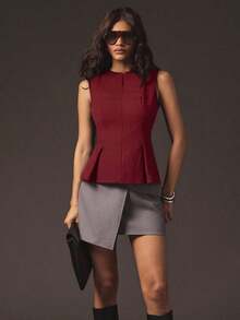Blusa estructurada sin mangas con cremallera frontal y volante, para uso casual en la oficina - Rojo - Ver 4