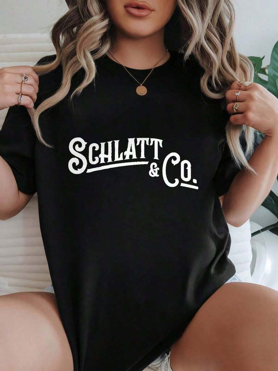 Camiseta de Mujer Oversized, Opciones en Blanco y Negro, Estampado Schlatt & Co., Camisetas Casuales para Uso Diario, Tops de Verano, Camisetas Gráficas, Conjuntos de Verano para Mujer, Camisetas Cortas para Mujer, Tops Vintage de Algodón, Ropa Linda para Mujer, Playera Holgada para Mujer - Negro - Ver 1