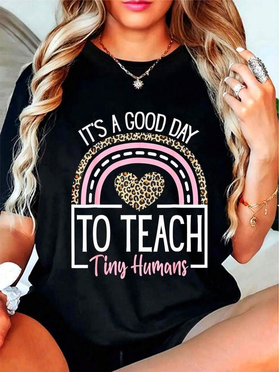 T-shirt única para amantes de la educación con diseño de arcoíris y detalles en leopardo que inspiran alegría y creatividad y2k ideal para cualquier ocasión disfruta de la comodidad y estilo que solo esta camiseta puede ofrecer 9GC9 - Negro - Ver 1