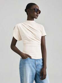 2026SS Nueva blusa de verano para mujer, uniforme de maestra, atuendo de aeropuerto para el Día de la Independencia, de tela elástica, camiseta azul sólida talla grande vendida, estilo casual cómodo, top de punto, diseño asimétrico, manga corta frun - Albaricoque - Ver 1