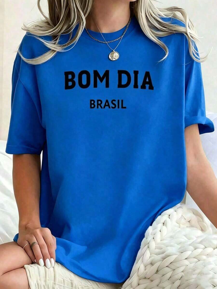 Camiseta Gráfica "Bom Dia Brasil" para Mujer - Diseño Minimalista con Letras, Manga Corta, Cuello Redondo, Camiseta Casual para Uso Diario, Diseño con Texto en Portugués Brasileño, Camiseta Ajustada para Todas las Temporadas, Ropa de Verano, Ropa de Pascua para Mujer, Regalo para el Día de la Madre, Camiseta Gráfica Divertida de Talla Grande para Mujer. blusa casual mujer playeras de mujer algodon - Azul - Ver 1