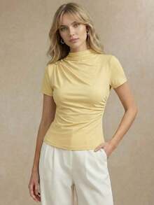 Camiseta de manga corta plisada de unicolor y elegante para mujer, casual de negocios para damas, maestras, oficina, escuela, top básico - Amarillo - Ver 4
