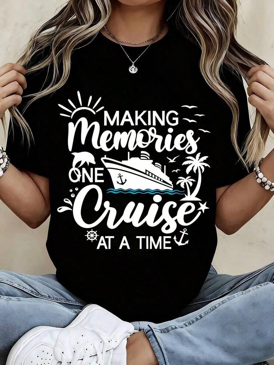 Cruise T-Shirt: Creating Memories One Cruise At A Time, Printed Design For Casual And Sporty Outfits - Vintage Urban Style, Unisex, 100% Cotton, Short Sleeve, Crew Neck, 100% Cotton - 黑色 - 查看 1