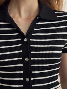 Suéter de punto con cuello vuelto, botones y rayas para mujer, prenda de punto superior para uso urbano, atuendo casual de negocios, ropa elegante para mujer - Negro - Ver 4