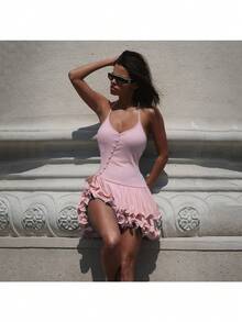 Elegante vestido corto rosa de mujer con escote halter en V y corte en A, con bajo con volantes, perfecto para un look bohemio de verano. - Rosa - Ver 2