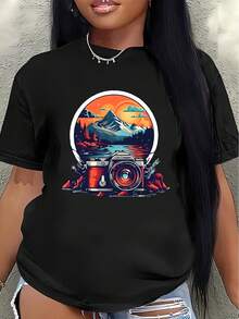 Camiseta ligera y resistente, estampada con motivos de montañas y cámaras, es perfecta para actividades al aire libre y salidas de ocio, lo que la convierte en una opción ideal para senderismo, camping o uso diario.blusa casual mujer - Negro - Ver 7