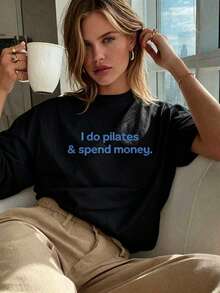 Camiseta "Hago Pilates y Gasté Dinero", Camiseta Divertida de Pilates, Regalo para Amantes del Ejercicio, Atuendo con Estética de Pinterest para el Fin de Semana, Ropa de Reina del Fitness - Negro - Ver 7