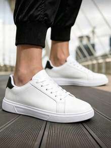 Tenis casuales blancos de talla grande 36-48 unisex, estilo coreano, transpirables, de suela vulcanizada baja, ligeros, de suela blanda y cómodos para parejas, zapatos casuales versátiles para el trabajo y el transporte - Blanco - Ver 6