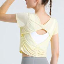 Top deportivo corto para mujer con efecto fresco, secado rápido y diseño de espalda descubierta, ideal para yoga y entrenamiento - Polvo de camarones TX29 - Ver 4
