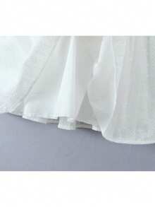 Sleeveless Strapless Dress, New Summer 2026 Collection, Square Neckline Reveals Collarbones, Fitted Design With Jacquard Texture, Delicate Sensual Style With Front Buttons - 白色 - 查看 9