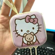 Sanrio 1個裝 Hello Kitty 迷你圓形拉鍊零錢包，粉色與白色可愛卡通圖案手提包，適合收納硬幣、鑰匙、耳機，女性與女孩用便攜小錢包，附手柄緊湊收納袋，拉鍊開合設計，適合情人節、婚禮、生日禮物、旅行配件、畢業季、開學季 - 彩色 - 查看 11