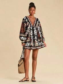Vestido mini con escote profundo en V, bordado y calado para vacaciones de mujer - Multicolor 2 - Ver 3