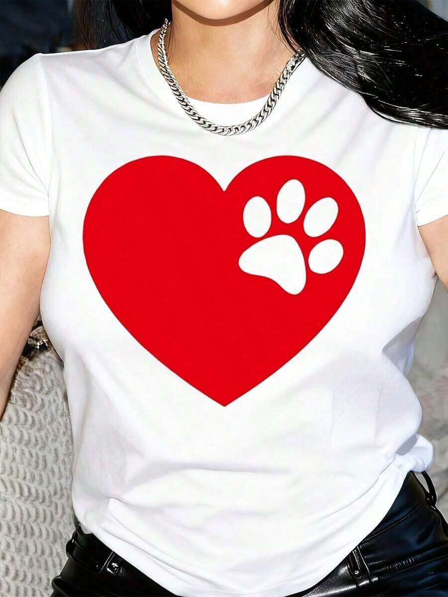 Camiseta Blanca para Mujer con Estampado de Corazón Rojo y Huella de Pata - Suave, Transpirable, Lavable a Máquina, Top Casual para Verano, Perfecta para Amantes de Mascotas, Camiseta con Diseño Divertido, Ajuste Cómodo - Blanco - Ver 1