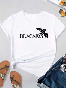 ComfortableCamiseta ligera para mujer DRACARYS con diseño de murciélago - Camiseta casual elástica de manga corta, con llamativos caracteres DRACARYS y un diseño de silueta de murciélago, cuello redondo transpirable adecuado para todas las estaciones, disponible en tallas S-XXL, perfecta para el uso diario, estampado elegante, ajuste cómodo, estilo urbano, diseño sencillo, camiseta duradera y a la moda, 100% algodón. Camiseta de manga corta para mujer, estilo básico que combina con todo, para uso interior y exterior. - Blanco - Ver 5