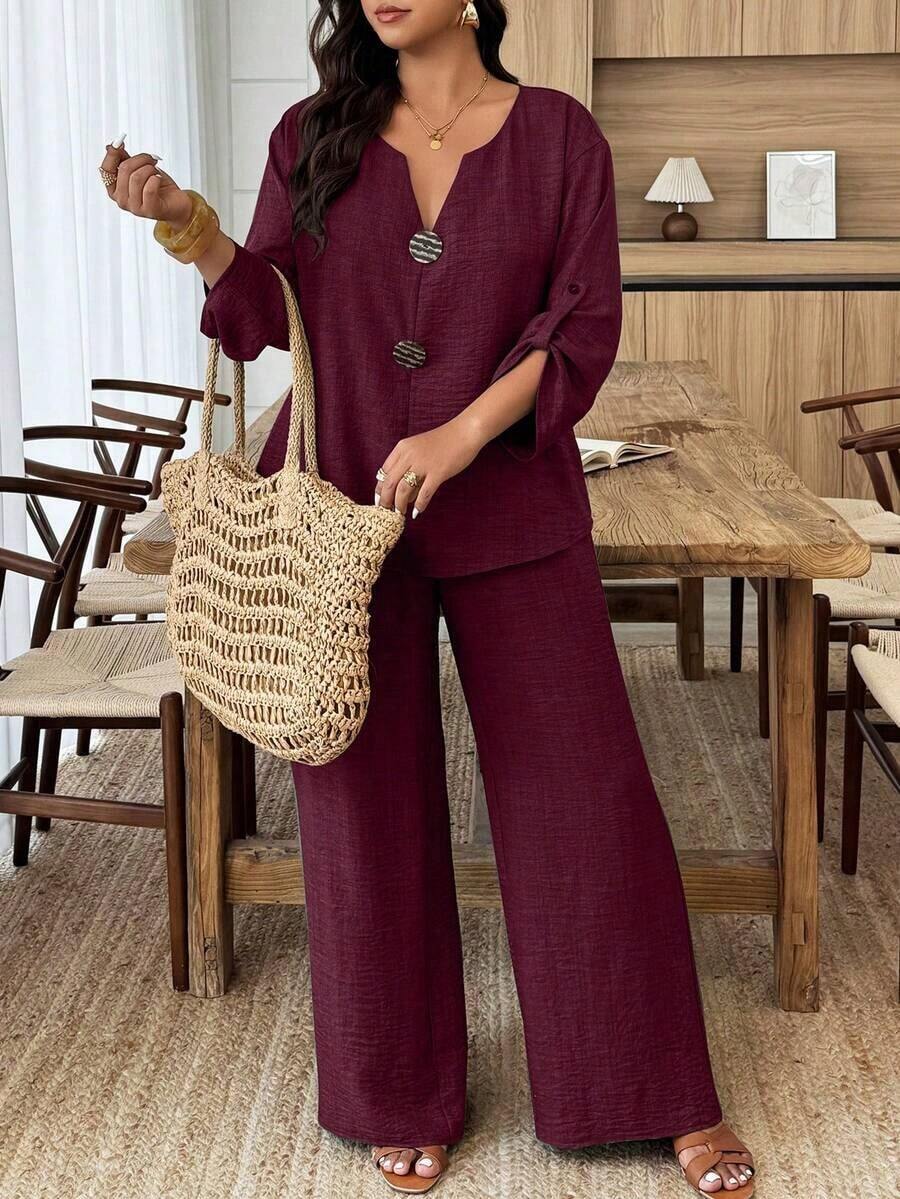 Weeklong Plus Size Women's Casual Mid-Sleeve Button Decor V-Neck Blouse And Straight Pants 2-Piece Set, Suitable For Daily Wear And Vacation - 酒紅色 - 查看 1