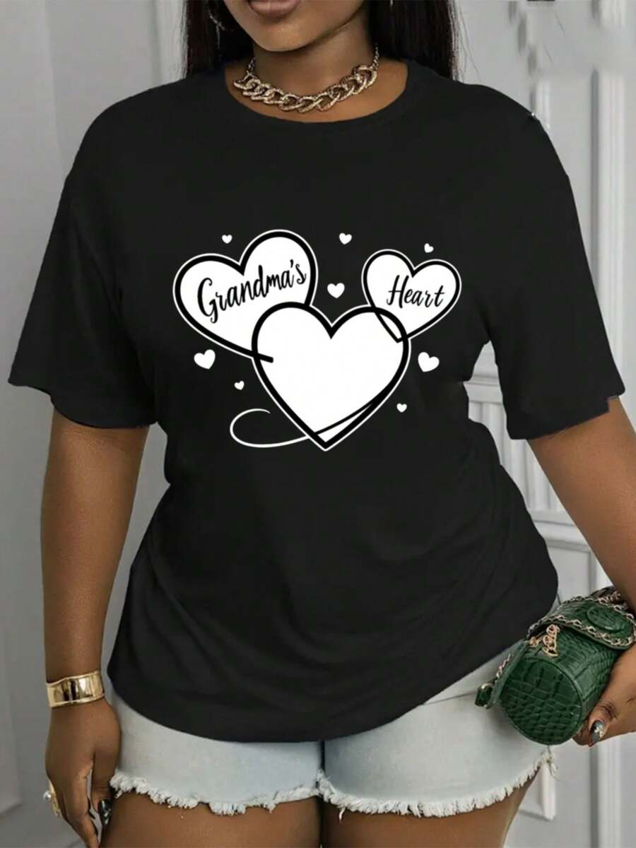 Soft, Breathable, And Lightweight For All-Day Comfort. A Casual Crew Neck T-Shirt, Designed For Spring And Summer, With A "Grandma's Heart" Print. Machine Washable, This Stylish Shirt Is Perfect For Vacations, Travel, And Various Special Occasions. Versatile In Style, It Offers A Modern Yet Classic Crew Neck With A Relaxed Fit That Flatters All Body Types And Is Easy To Pair With Jeans, Shorts, And Leggings. - 黑色 - 查看 1
