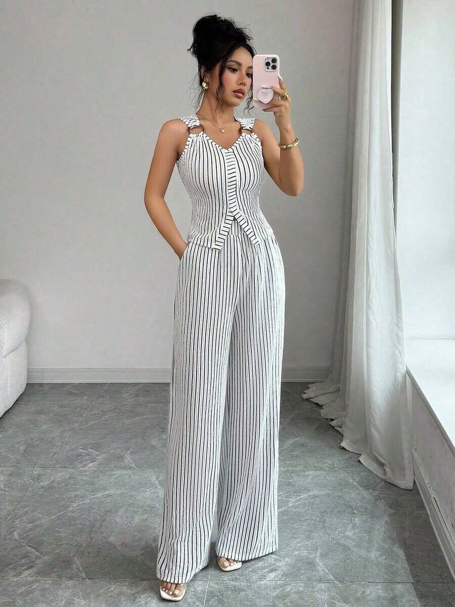 Conjunto de dos piezas de top sin mangas con hombros abiertos y decoración metálica, y pantalones con estampado de rayas para mujer. Adecuado para fiestas, citas, cenas, vuelta al colegio, Día del Maestro, Día de la Madre, festivales, uso diario casual, ir al trabajo, vacaciones. - Multicolor - Ver 1