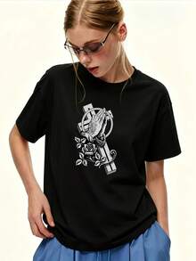 Camiseta de manga corta de gran tamaño para mujer, 180G, con diseño de manos en oración y cruz con rosa, estilo casual y holgado para el verano, adecuada para uso diario, reuniones familiares y regalos corporativos para-building - Camiseta unisex de algodón holgada de manga corta y cuello redondo, estilo vintage urbano. - Negro - Ver 1