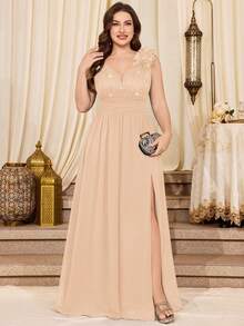 Đầm maxi dự tiệc trang trọng, cổ chữ V sâu, đính sequin và ren hoa 3D, không tay, chất liệu chiffon phối màu tương phản, xẻ cao, xếp ly. Thích hợp cho các dịp lễ hội, dạ hội, đám cưới, lễ tốt nghiệp, tiệc gala và các sự kiện trang trọng mùa xuân. - Rượu sâm banh - Xem 5