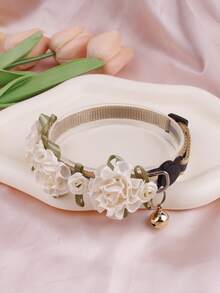 Pastoral Rose Flower Pet Collar With Safety Bell, Lightweight Breathable Adjustable Neck Strap, Stylish Cat Accessory - Apricot - View 4