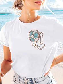 Camiseta casual de manga corta y cuello redondo para mujer, estampada con un diseño de ventilador eléctrico, una excelente opción para usar en primavera y verano. Ecológica. - Blanco - Ver 1