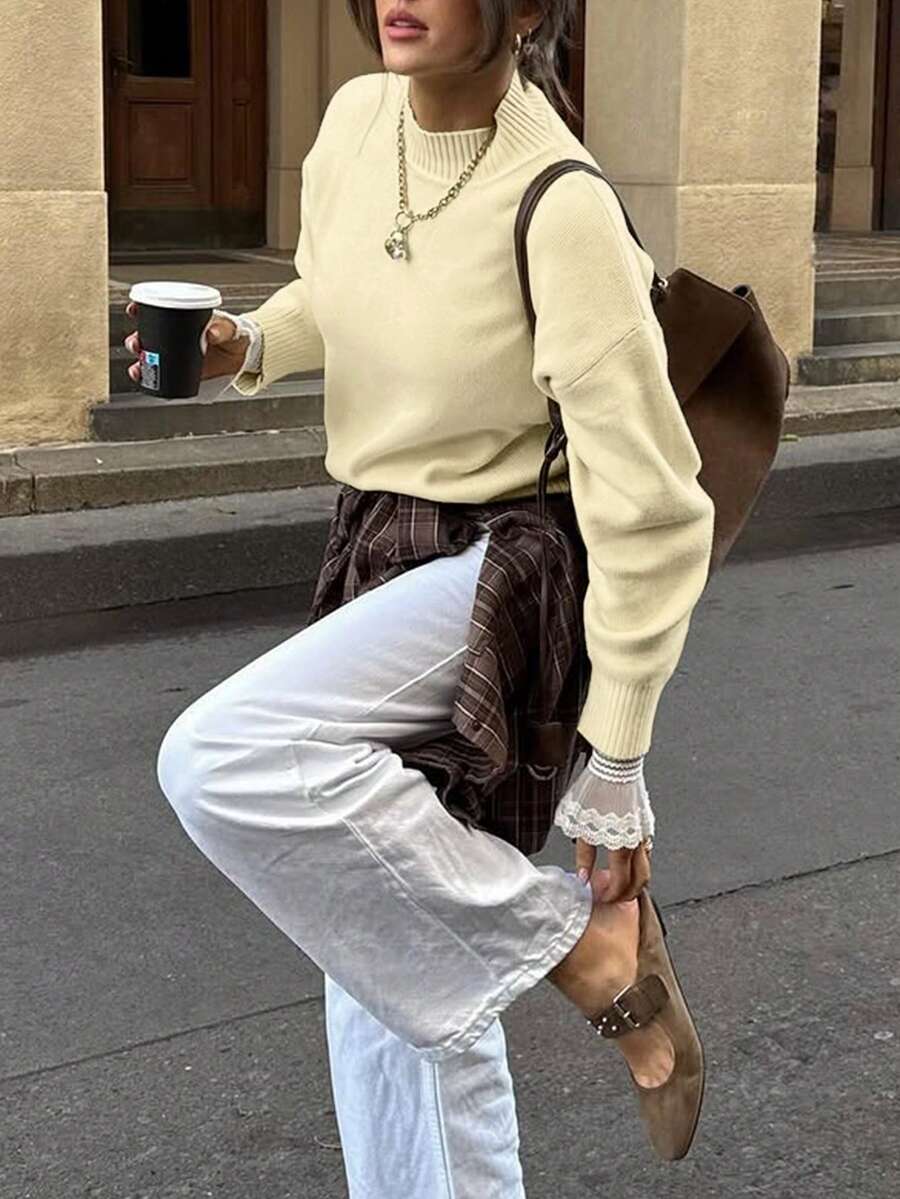 女款休閒日常通勤時尚寬鬆極簡純色半高領落肩長袖百搭針織衫,秋冬季 - 淡黃色 - 查看 1