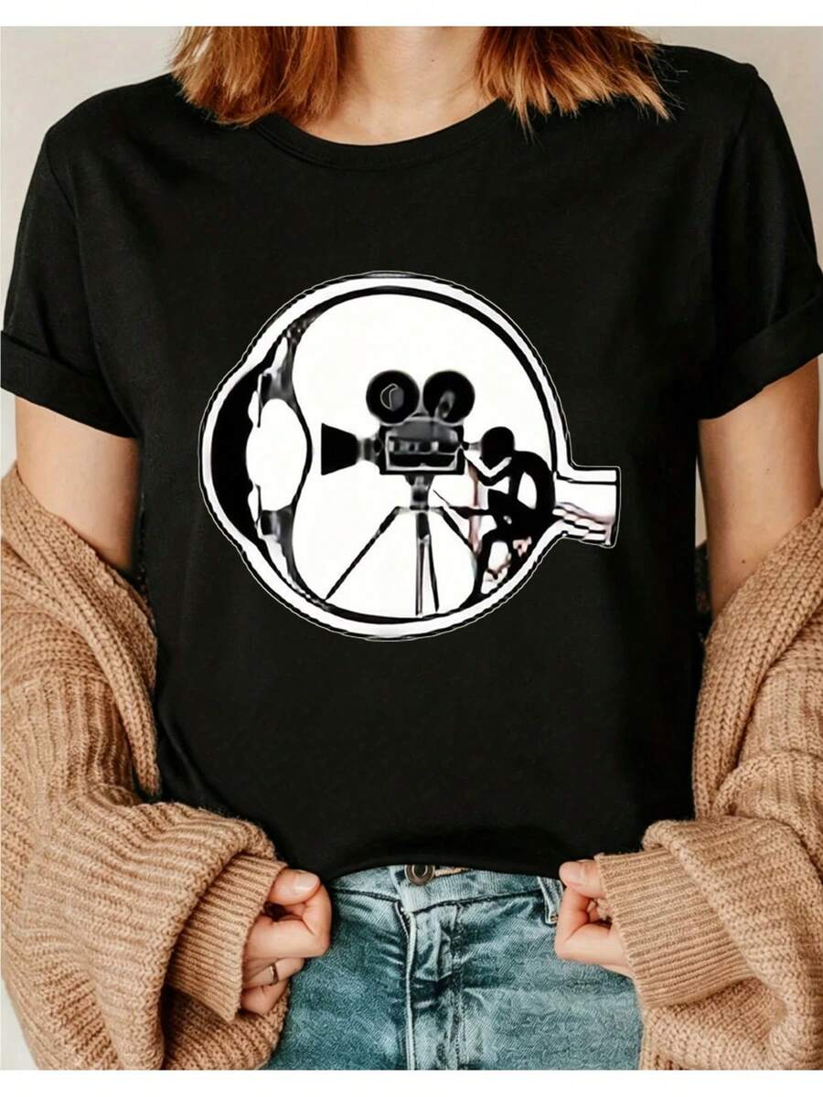 Camiseta de cuello redondo para mujer con estampado de cámara de cine vintage, camiseta casual de manga corta con diseño de cámara de cine, lavable a máquina, adecuada para entusiastas de la fotografía para usar durante todo el año, 01 top de manga corta con cuello redondo, adecuada para todas las estaciones. Blusas para mujer casual. - Negro - Ver 1