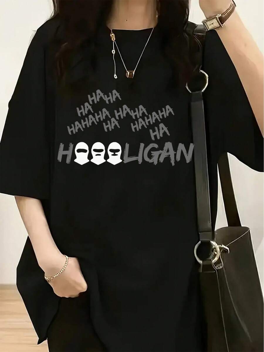 Ropa de mujer a, adecuada para todas las estaciones, con un estampado inspirado en el último álbum "HOOLIGAN", que mantiene el estilo de la subcultura urbana. Es una camisa elegante, ideal para fiestas. - Negro - Ver 1