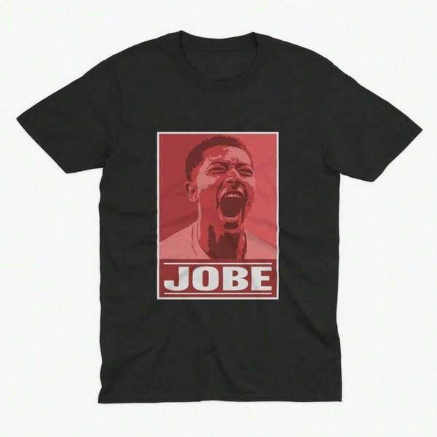 Homenaje a Jobe Bellingham - Camiseta Gráfica T1EE Sunderland SAFC Fútbol Fanático del Sunderland Regalo del Sunderland Sunderland AFC - Negro - Ver 1
