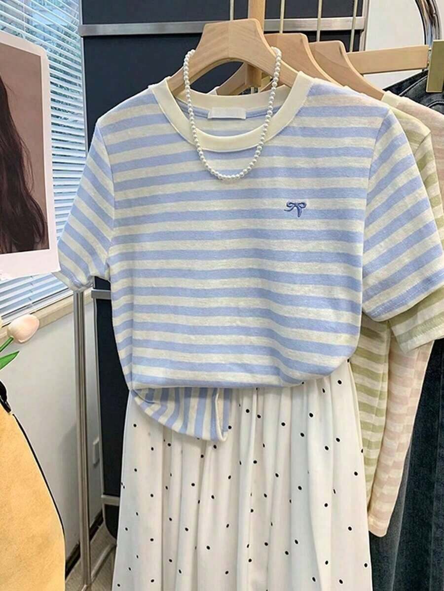Camiseta de mujer con cuello redondo bordada - Blusa casual de cuello redondo - Camiseta ligera apta para todas las estaciones - Blanco 3 - Ver 1