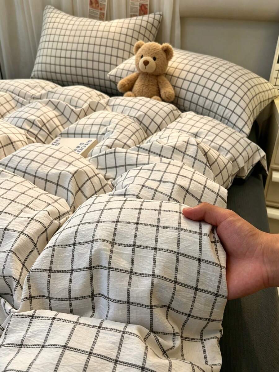 Japanese Minimalist Neutral Plaid 3PCS Wrinkle Washed Yarn Bedding Set, All Season Soft Polyester With Zipper, Multi Sizes, Random Pattern Pillowcases, No Inner Fillings