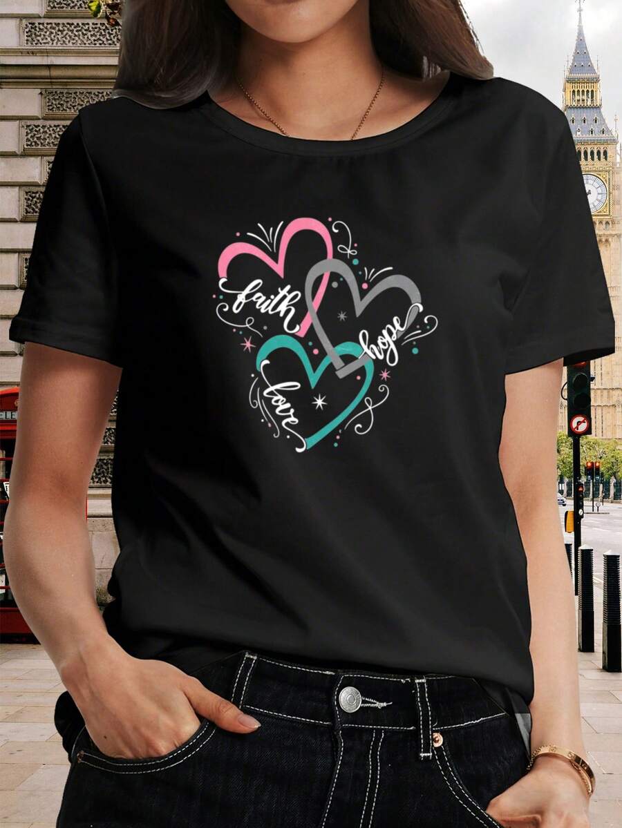 Camiseta de talla grande para mujer - Camiseta con estampado de corazón, letras de fe, amor y esperanza, manga corta, cuello redondo, estilo casual, top elegante y romántico, a la moda para ir al trabajo, vacaciones y uso diario, material opaco, lavable a máquina. CQ7P - Negro - Ver 1