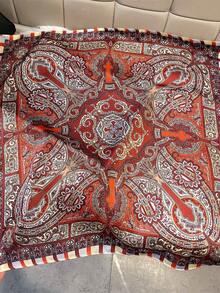 1 chiếc khăn vuông satin 65*65cm họa tiết Paisley xanh & vàng, khăn đa năng nhẹ dùng cho mọi mùa, đa công dụng làm khăn quàng cổ, khăn choàng, khăn thắt eo cho đi chơi hàng ngày, tiệc tùng, du lịch - Nhiều màu - Xem 13