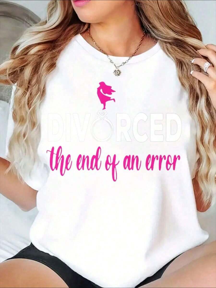 Camiseta Gráfica para Mujer "Divorciada: El Fin de un Error", Camiseta de Declaración, Top de Moda Empoderadora, Celebra la Libertad e Independencia, Regalo para Ella - Estilo Urbano Vintage, Unisex, Camiseta de Manga Corta de Algodón Suelto con Cuello Redondo, 100% Algodón - Blanco - Ver 1