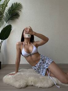 Nuevo bikini de tres piezas para mujer con estampado de mariposas multicolor, falda de gasa dividida y efecto push-up. - Flores blancas - Ver 11