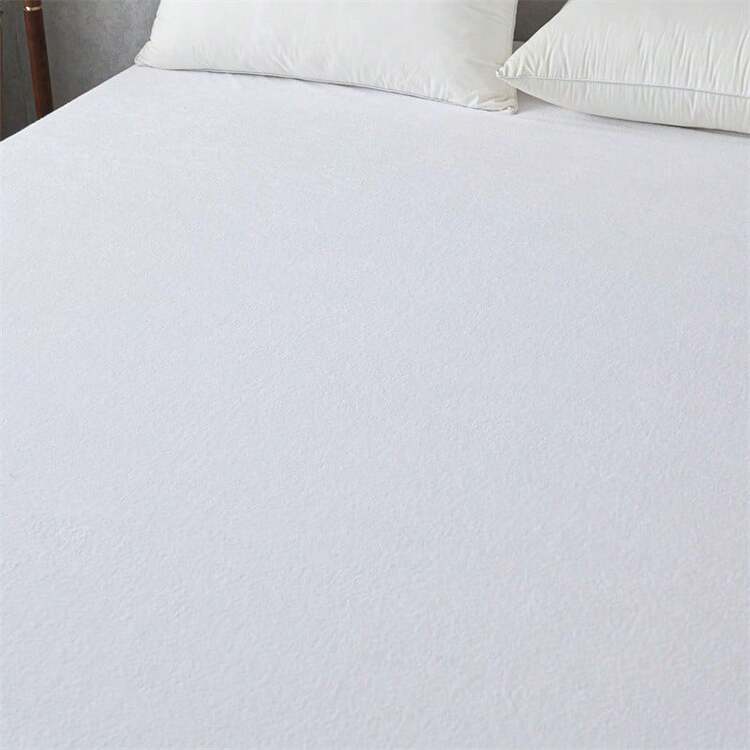 Soft Mattress Cover With Velvet Protection, With Elastic Sheet, Non-Slip Mattress Cover, Suitable For Use In The Bedroom. - White - View 5