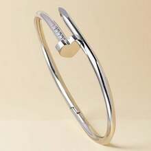 Heart & Four-Leaf Clover Studded Titanium Steel Bracelet, Premium Non-Fading Stainless Steel Hand Jewelry - Four-leaf Clover Nail - View 3