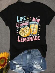 Una camiseta de manga corta para mujer, moderna, a la moda, retro, casual y holgada, adecuada para actividades al aire libre en primavera y verano, con el texto "La vida me dio algunos limones, pero mi Jesús hace limonada con ellos todos los días" y una rodaja de limón, limonada, vaso, pajita y un lazo.Es una camiseta de cuello redondo cómoda y suave para compras y reuniones informales del día a día.blusas para mujer,blusas casuales para dama,tops,, mujer premium,y2k,playeras de mujer curvy,ofertas y liquidaciones ropa mujer,playeras deportivas para mujer,,playeras de hombre, mujer,blusas>elegante IWQT - Negro - Ver 8