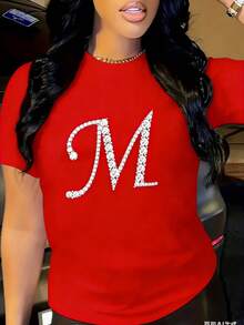 Women's Casual Short-Sleeved T-Shirt, Lightweight Luxury Style For Modern Girls, With Rhinestone Letter M Decoration And Print, Fitted Cut To Enhance Elegance,  Outfit For Street And Clubs, Elegant Gift For Women, Simple Vintage Style Top. - 紅色 - 查看 7