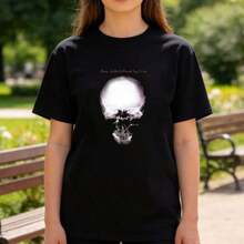 Camiseta Blanca con Estampado de Chica Anime Linda para Mujer, Estilo Casual de Moda, Camiseta Gráfica de Estilo Urbano |   Diseño exquisito |   Suelto y cómodo |   Fácil de combinar | - Negro 3 - Ver 8
