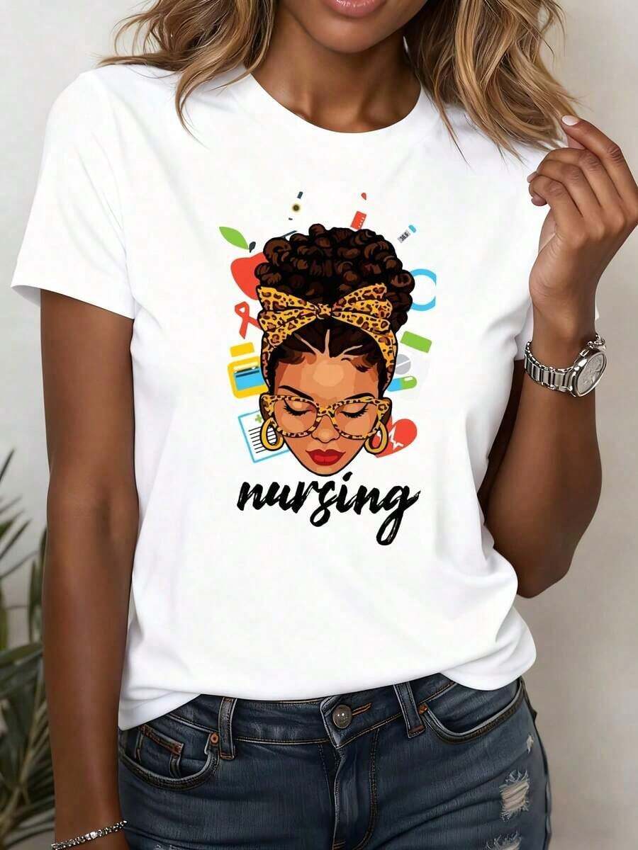 Camiseta de mujer con temática de enfermería, con iconos médicos y estampado de leopardo en la bandana, manga corta, cuello redondo, estilo casual para uso diario y como regalo para enfermeras y trabajadores de la salud, adecuada para ocio y actividades deportivas. - Blanco - Ver 1