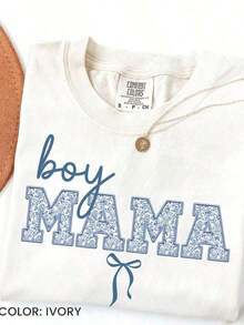 1 camisa Boy Mama, regalo para el Día de la Madre, camisa azul coqueta, camisa linda para mamá, regalo para nueva mamá, camisa chinoiserie, camisa Toile De Jouy, top de algodón para mujer – Confeccionada con algodón de primera calidad con una textura suave pero duradera, ofreciendo comodidad transpirable desde la mañana hasta la noche. Perfecto para uso diario, viajes, salidas informales, deportes o para usar en capas durante los días más fríos. Una opción versátil y a la moda para lucir un estilo urbano, relajarse en casa o mantenerse activo al aire libre. 180g Algodón 100% - Blanco 3 - Ver 10