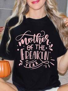 Camiseta estampada para mujer con la frase "Madre del Año", manga corta, cuello redondo, top casual para primavera y verano, regalo para mamá. Ropa de talla grande para mujer, blusas estampadas para mujer. - Negro - Ver 5