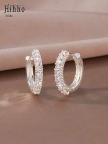 Hihho 1 Pair Dopamine Chic Hoop Earrings, Silver-White Color Minimalist Design, Versatile Elegant Earrings Suitable For Commuting, Casual T-Shirts, And Dresses - Earrings - View 7