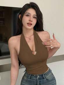 Top de tirantes finos con diseño de espalda descubierta y recortes, top sexy ajustado para mujer, top halter sexy para mujer, atuendo de crucero para mujer - Café integral - Ver 1