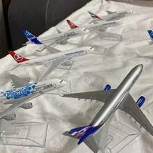 2026 1pc New Hot Selling Summer Promotion Realistic Static Civil Aircraft Model, Alloy Material Aviation Model Decor, Aviation Enthusiast Collection Figurine, Office Desk Decoration, Business Gift Collection Commemorative Creative Toy - Multicolor - View 3