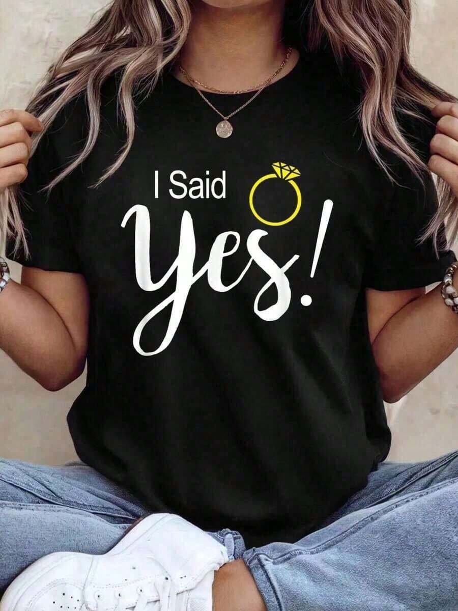 Camiseta de Compromiso Cómoda Dije Sí, Futura Esposa, Camiseta de Manga Corta para Mujer, Estilo Básico para Uso Interior y Exterior - Negro - Ver 1